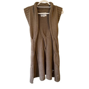 Urban Behavior Tan Knit Vest Size S Boho Cozy Casual Fall Winter Layering